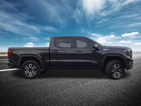 Used 2022 GMC Sierra 1500 AT4 w/ AT4 Premium Package image 27