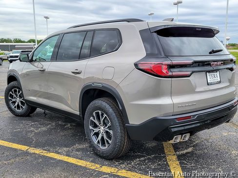 New 2026 GMC Acadia AT4 w/ Luxury Package AWD/4WD image 7