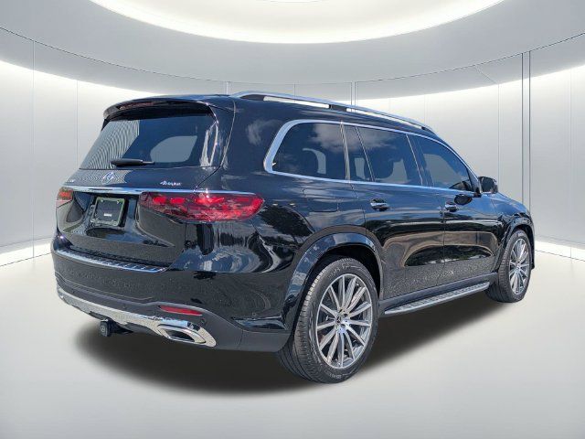 Used 2026 Mercedes-Benz GLS 580 4MATIC image 6