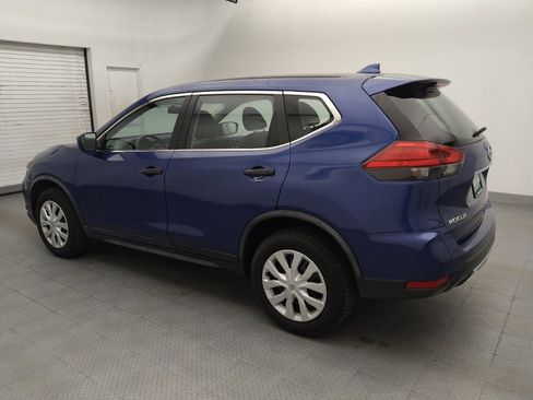Used 2017 Nissan Rogue S AWD/4WD image 3