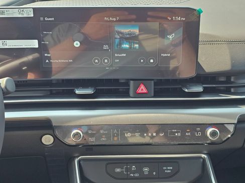 New 2027 Kia Carnival SX w/ Dark Edition Package FWD image 13