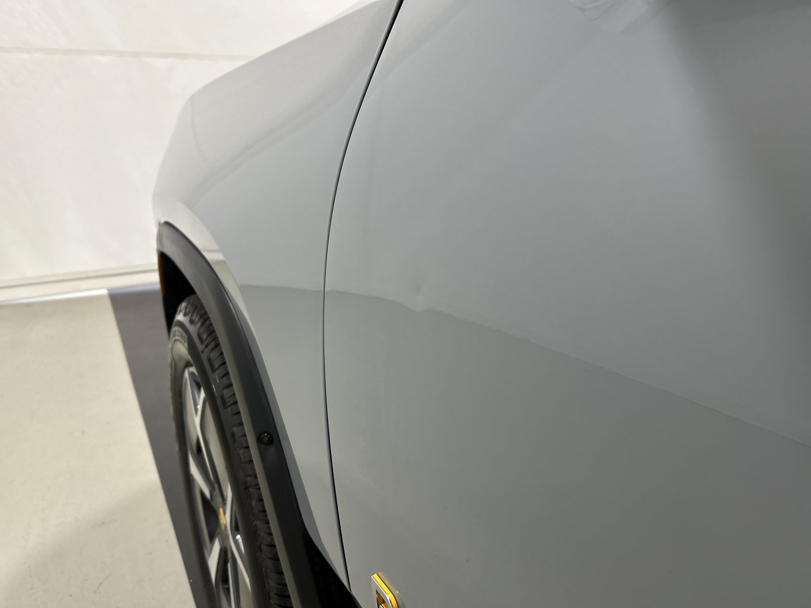 Used 2023 Rivian R1S Launch Edition Quad AWD/4WD image 34