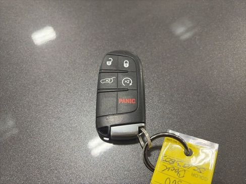 Used 2018 Jeep Grand Cherokee Altitude image 24