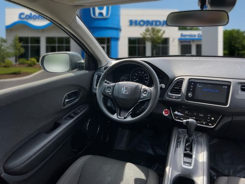 Used 2022 Honda HR-V EX image 32