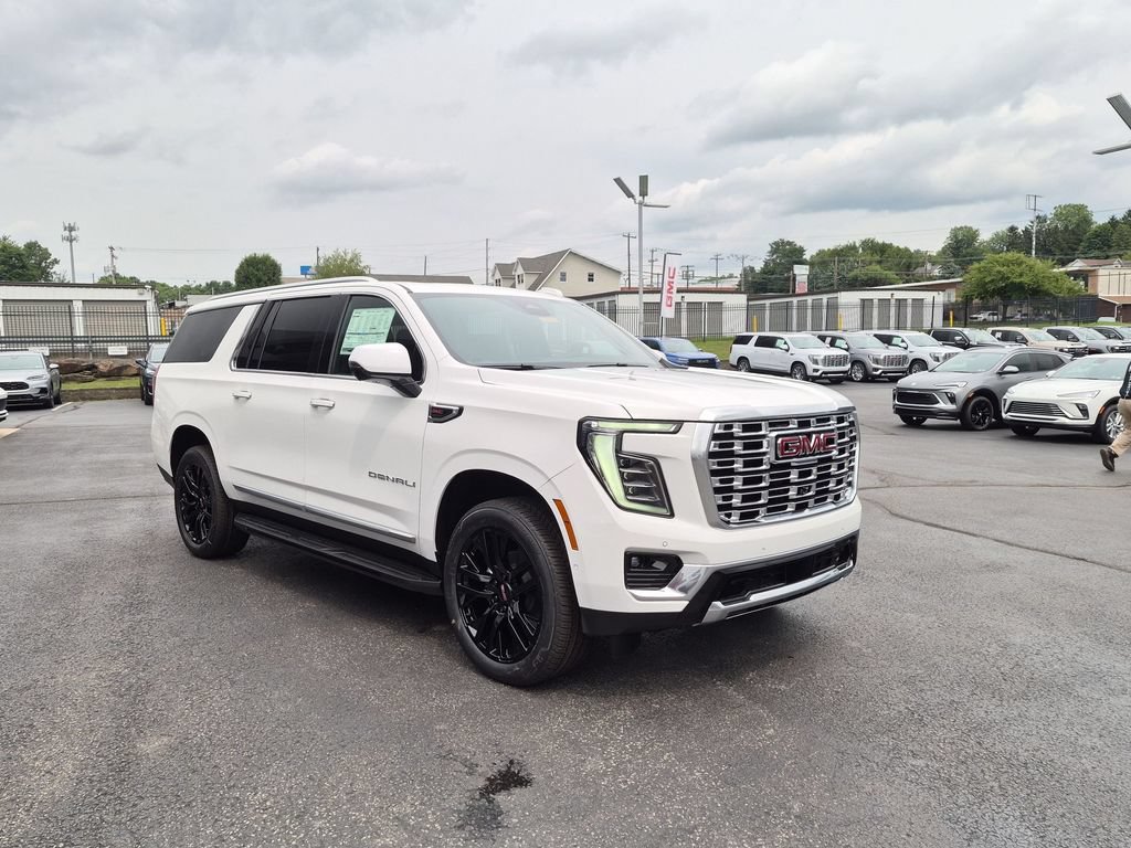 New 2026 GMC Yukon XL Denali w/ Advanced Technology Package AWD/4WD image 3