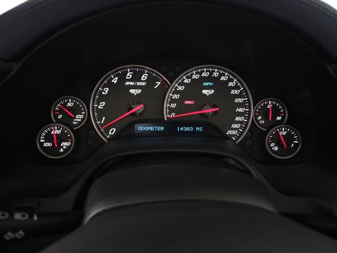 Used 2013 Chevrolet Corvette 427 w/ 1SC Preferred Equipment Group RWD image 22