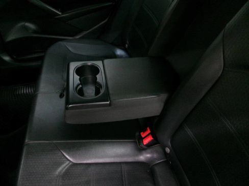 Used 2014 Volkswagen Passat 2.5 SE image 24