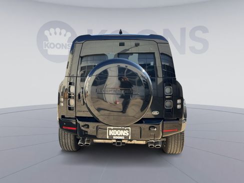 Used 2023 Land Rover Defender 90 V8 image 5