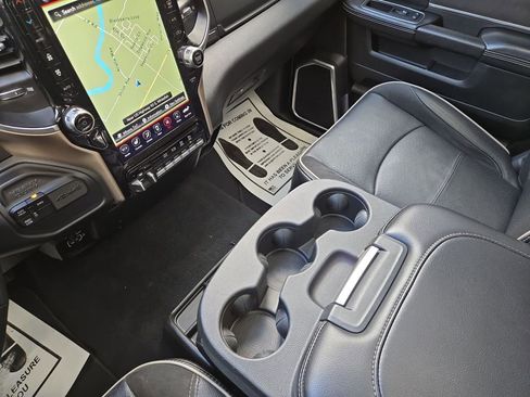 Used 2020 RAM 2500 Laramie image 26