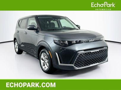 Used 2023 Kia Soul LX w/ Option Group 015