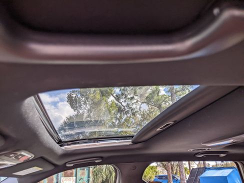 Certified 2024 Kia Telluride SX X-Line image 19