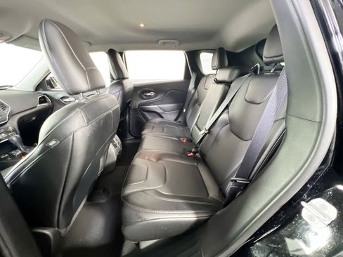 Used 2022 Jeep Cherokee Latitude Lux image 23