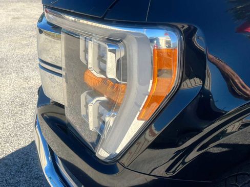 Used 2021 Ford F150 Lariat image 10