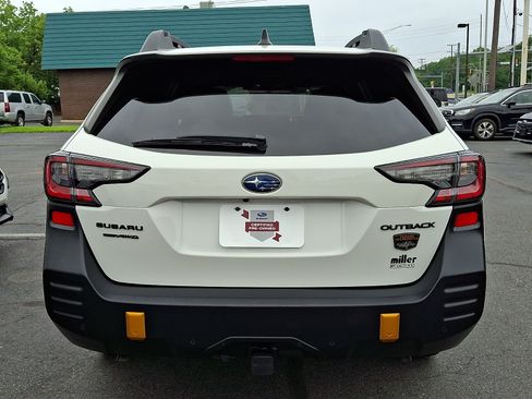 Certified 2024 Subaru Outback Wilderness AWD/4WD image 5