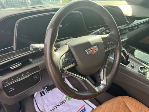 Certified 2023 Cadillac Escalade Premium Luxury w/ LPO, Radiant Package AWD/4WD image 13