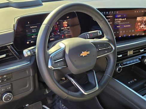 Used 2025 Chevrolet Tahoe LT AWD/4WD image 20