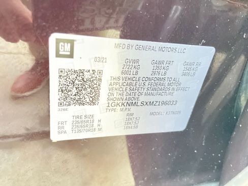 Used 2021 GMC Acadia SLT w/ Technology Package image 32