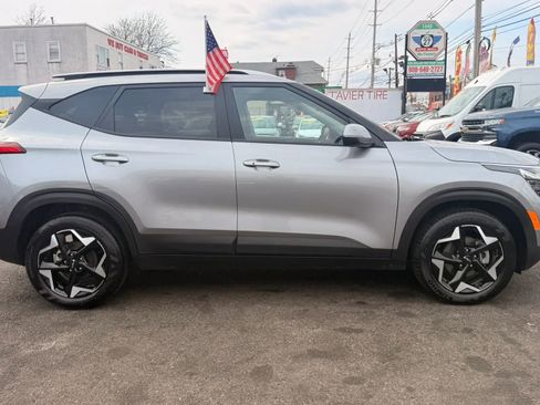 Used 2025 Kia Seltos S FWD image 11