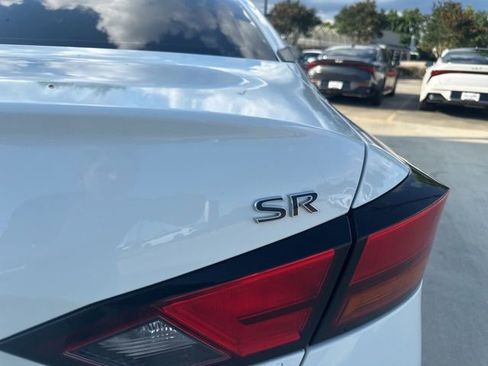 Used 2019 Nissan Altima 2.5 SR FWD image 8