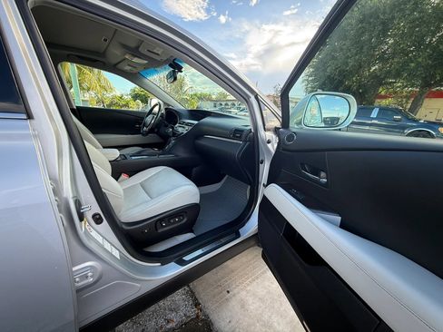 Used 2013 Lexus RX 350 AWD w/ Navigation Pkg image 26