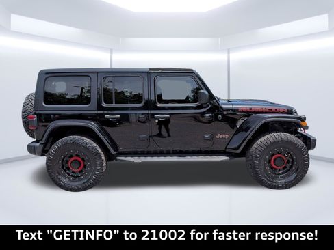 Used 2018 Jeep Wrangler Unlimited Rubicon AWD/4WD image 2