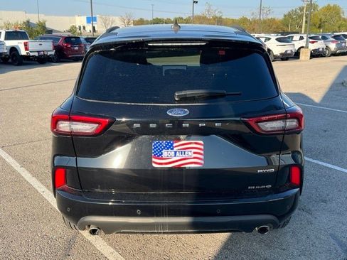 Used 2024 Ford Escape ST-Line w/ Tech Pack #1 image 4
