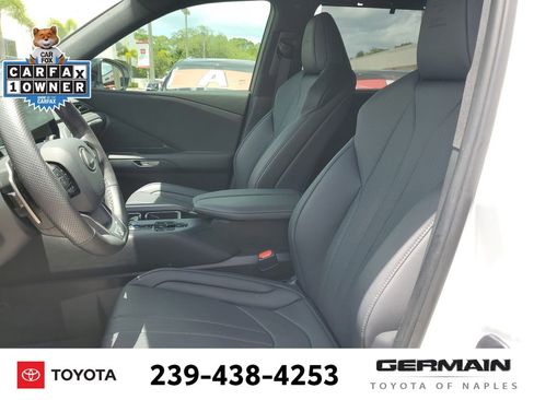 Used 2025 Lexus TX 500h AWD w/ Technology Package image 20