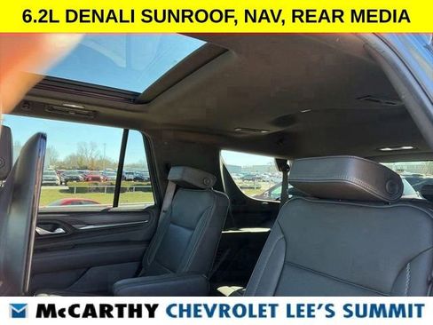 Used 2021 GMC Yukon Denali w/ Denali Premium Package image 48