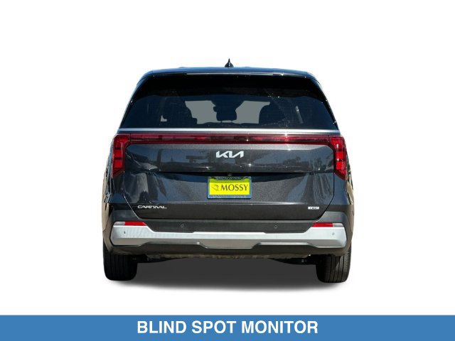 Used 2026 Kia Carnival LXS FWD image 6