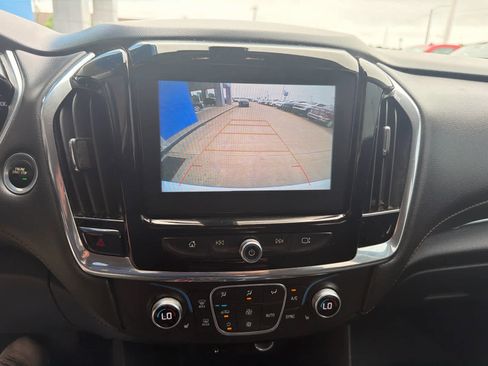 Used 2018 Chevrolet Traverse LT AWD/4WD image 21