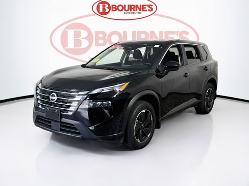 Used 2024 Nissan Rogue SV image 5