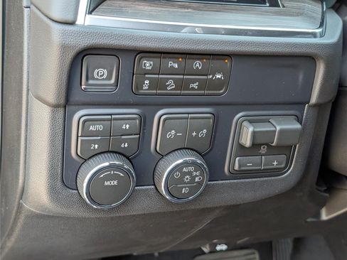New 2026 Chevrolet Tahoe LT w/ Comfort Package AWD/4WD image 21