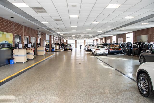 Used 2019 Mercedes-Benz GLS 450 4MATIC image 34