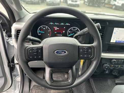 New 2025 Ford F350 XL w/ XL Chrome Package image 17