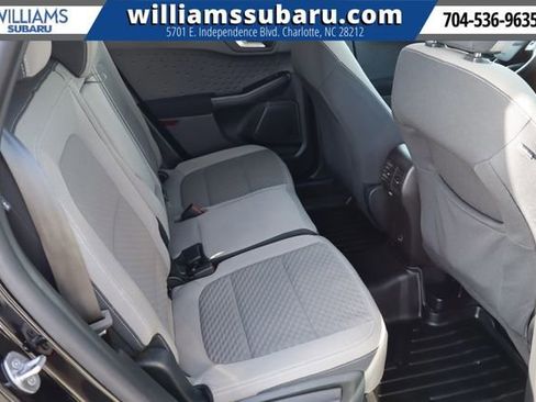 Used 2020 Ford Escape SE image 37