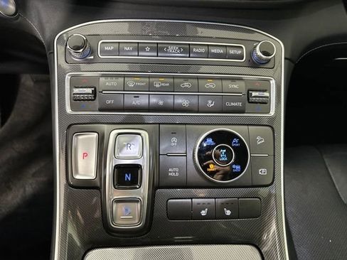 Used 2022 Hyundai Santa Fe SEL w/ Convenience + Premium Package image 23