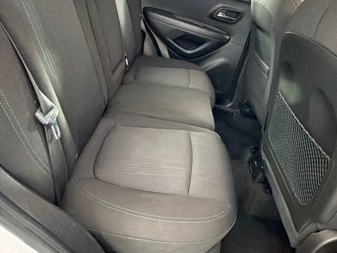 Used 2016 Chevrolet Trax LT FWD image 21