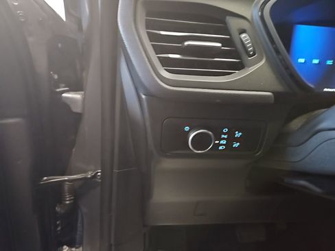 Used 2025 Ford Escape ST-Line image 19