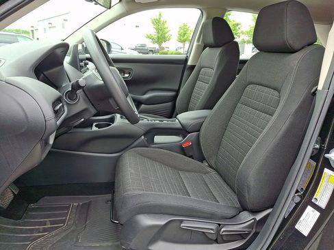 Used 2023 Honda HR-V LX image 15