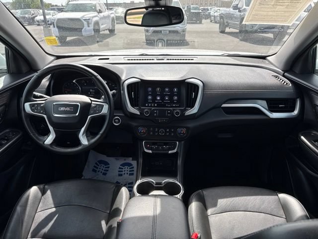 Used 2024 GMC Terrain SLT AWD/4WD image 14