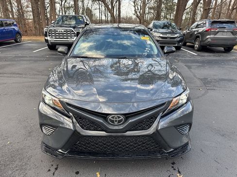 Used 2024 Toyota Camry image 11