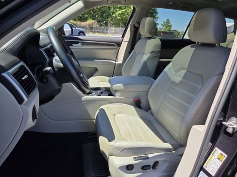 Used 2018 Volkswagen Atlas SEL Premium AWD/4WD image 9