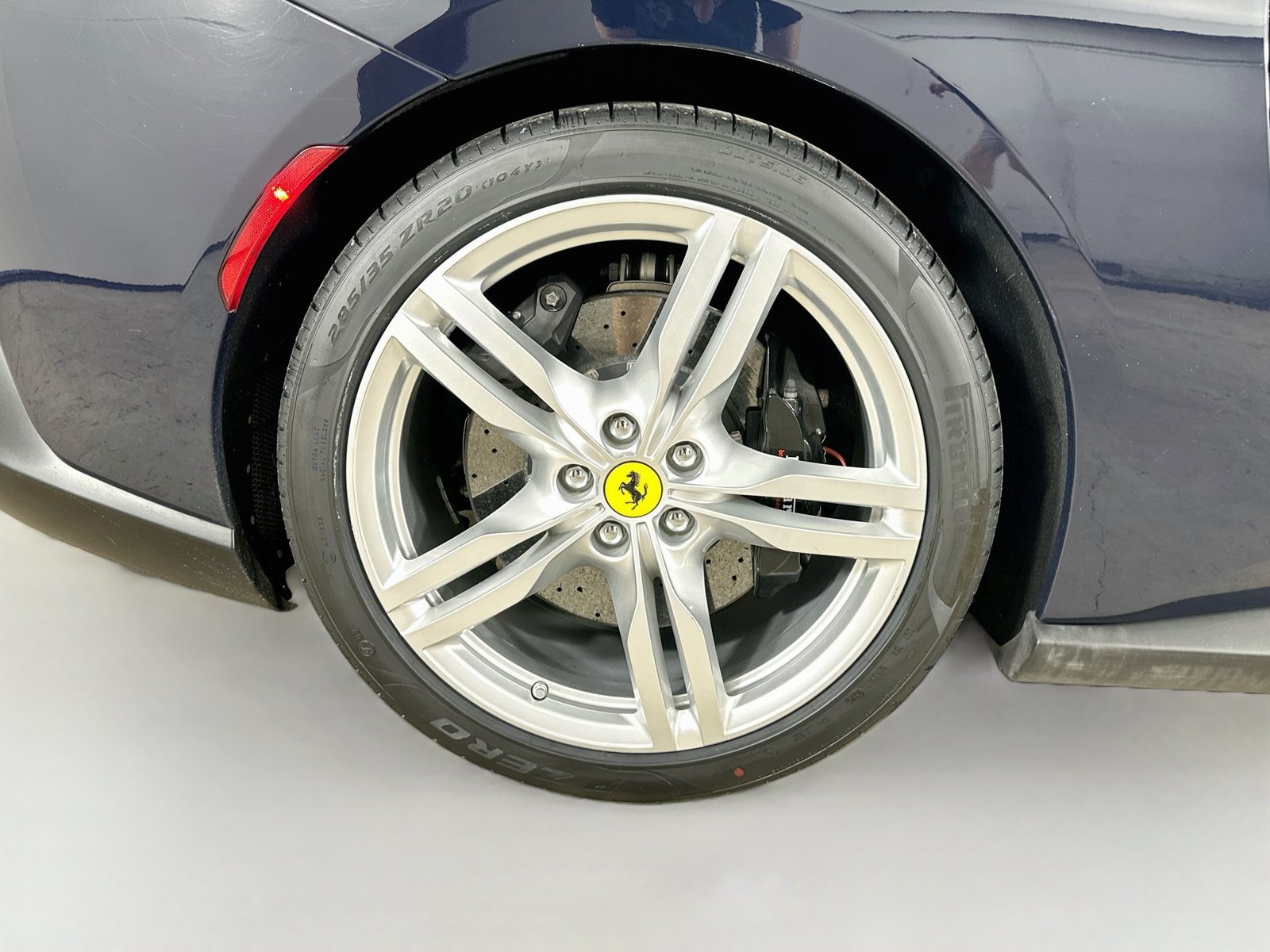 Used 2020 Ferrari Portofino RWD image 67