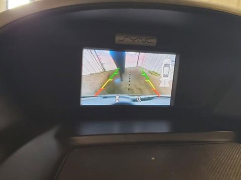 Used 2017 Ford Escape SE image 22