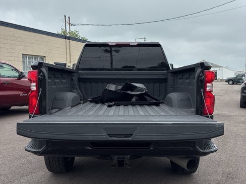 Used 2024 Chevrolet Silverado 2500 Custom w/ Custom Value Package AWD/4WD image 9
