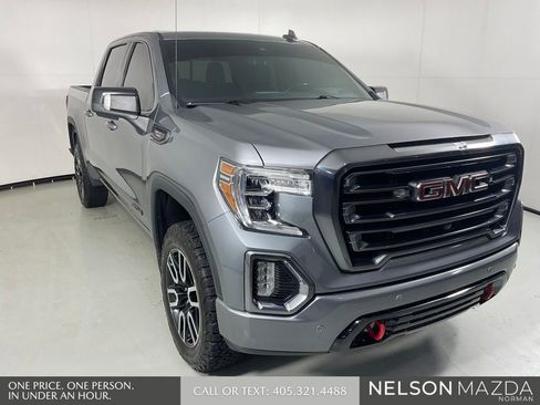 Used 2021 GMC Sierra 1500 AT4 w/ AT4 Value Package AWD/4WD image 3