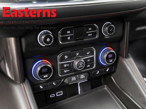 Used 2024 Chevrolet Suburban RST RWD image 20