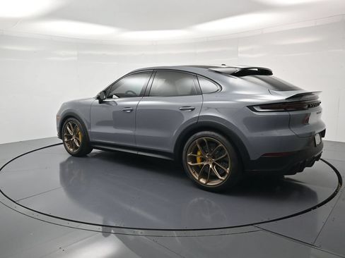 Certified 2026 Porsche Cayenne Turbo GT AWD/4WD image 3