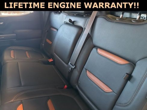 Used 2022 GMC Sierra 1500 AT4 w/ AT4 Preferred Package image 32