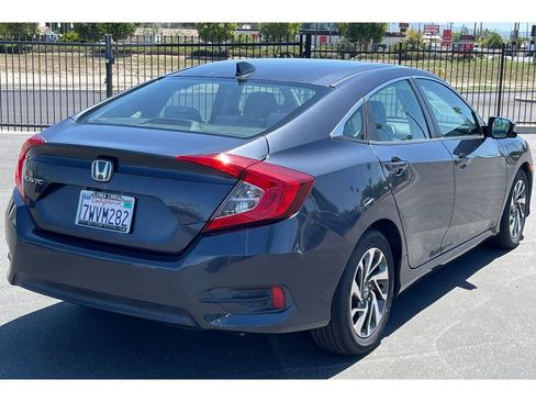 Certified 2017 Honda Civic EX image 6